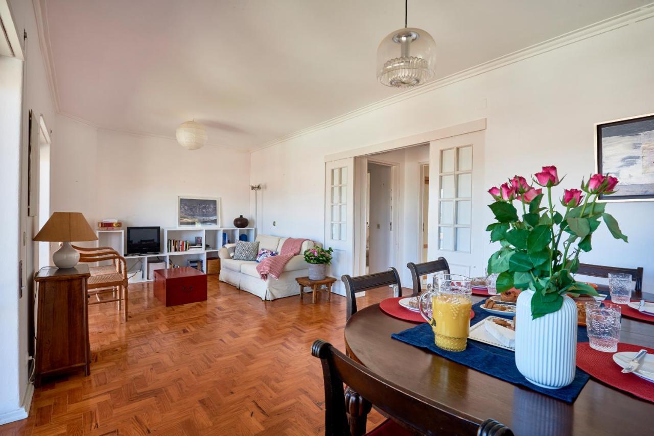 Bright Apartment With Garden In Cascais Exterior photo